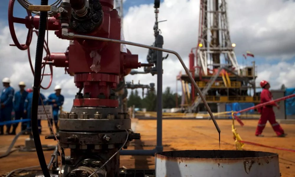 Η Exxon σχεδιάζει να κάνει γεώτρηση κοντά σε περιοχή που αμφισβητείται από τη Βενεζουέλα